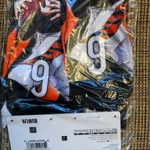 Cincinnati Bengals NFL brand socks. Player #9